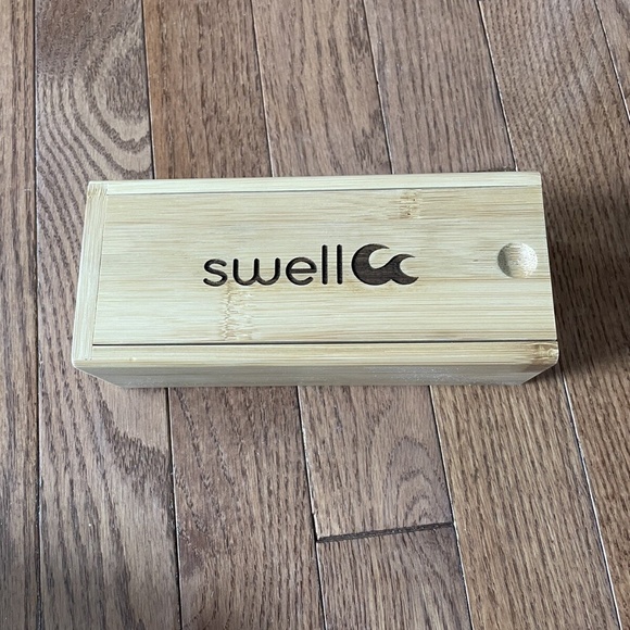 Swell Sunglasses Swell Coco Black Bamboo Sunglasses NWT - Picture 2 of 12